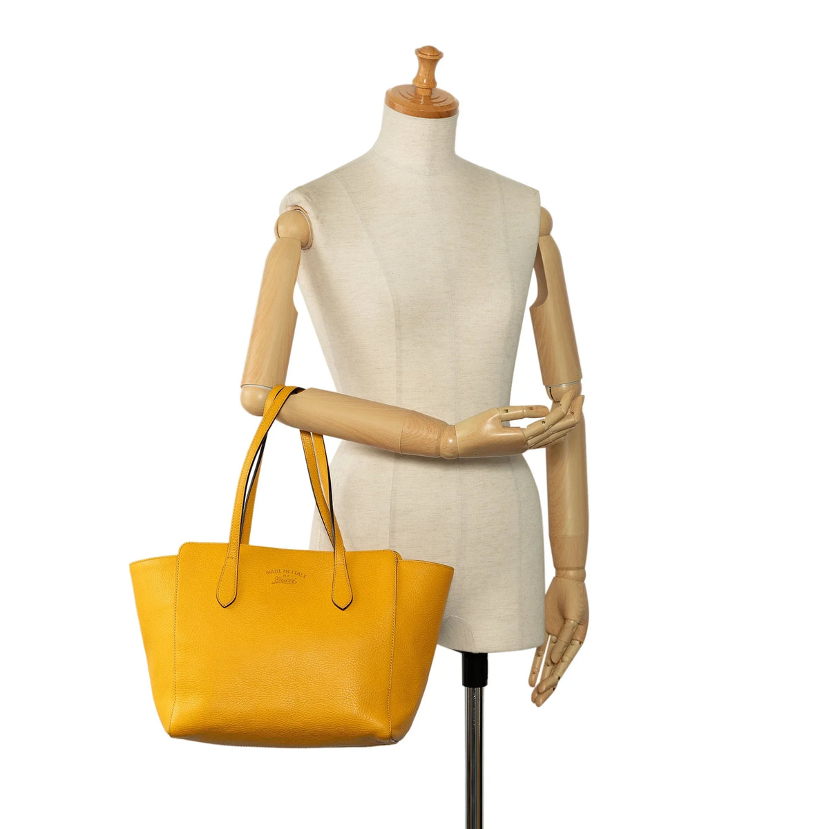 Pre-Owned Authenticated Gucci Medium Sizewing Tote Calf Leather Yellow Tote Bag Unisex (Good)