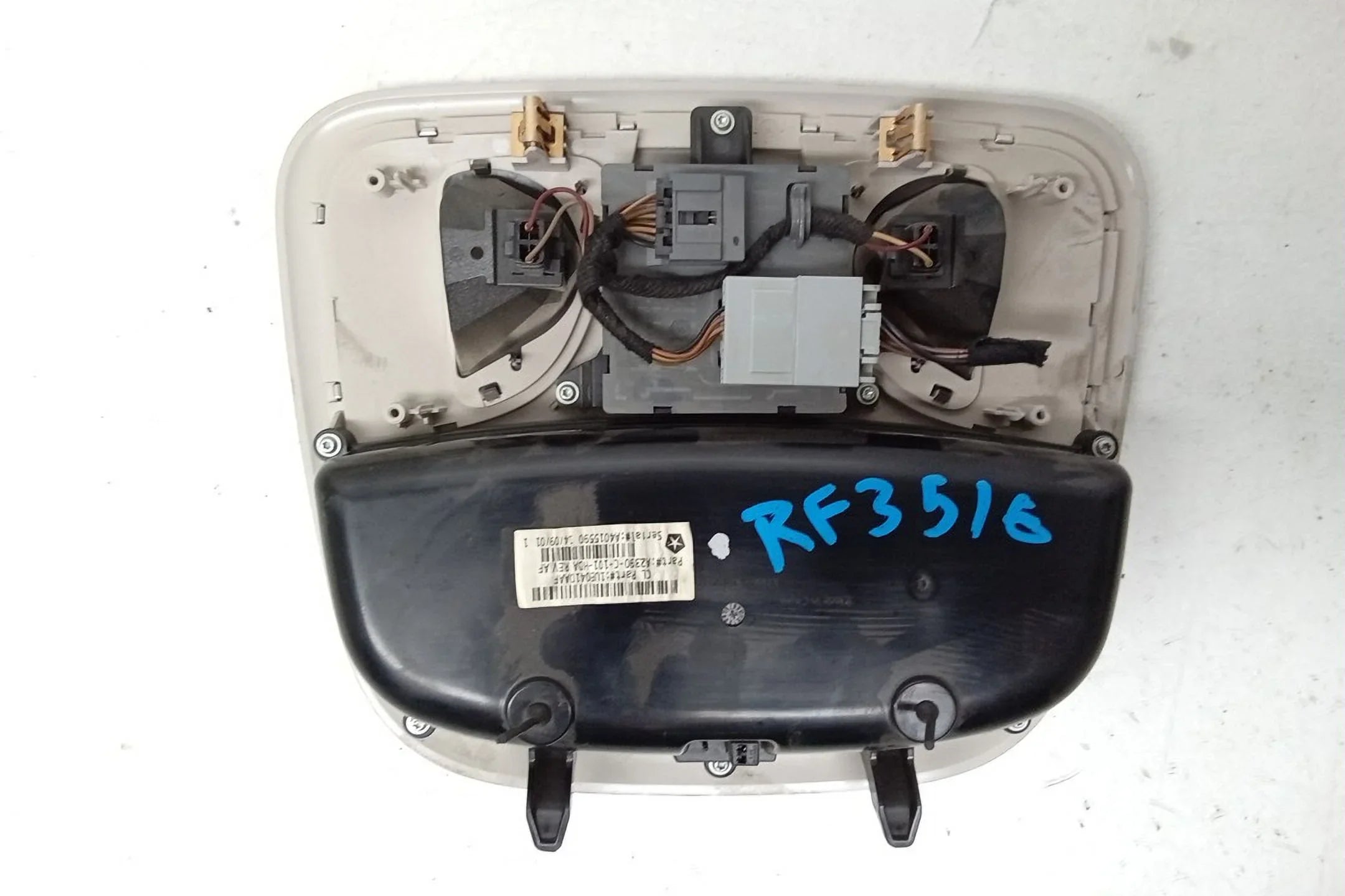 Pre-Owned 15 2015 Jeep Cherokee Overhead Roof Console OEM (Good)