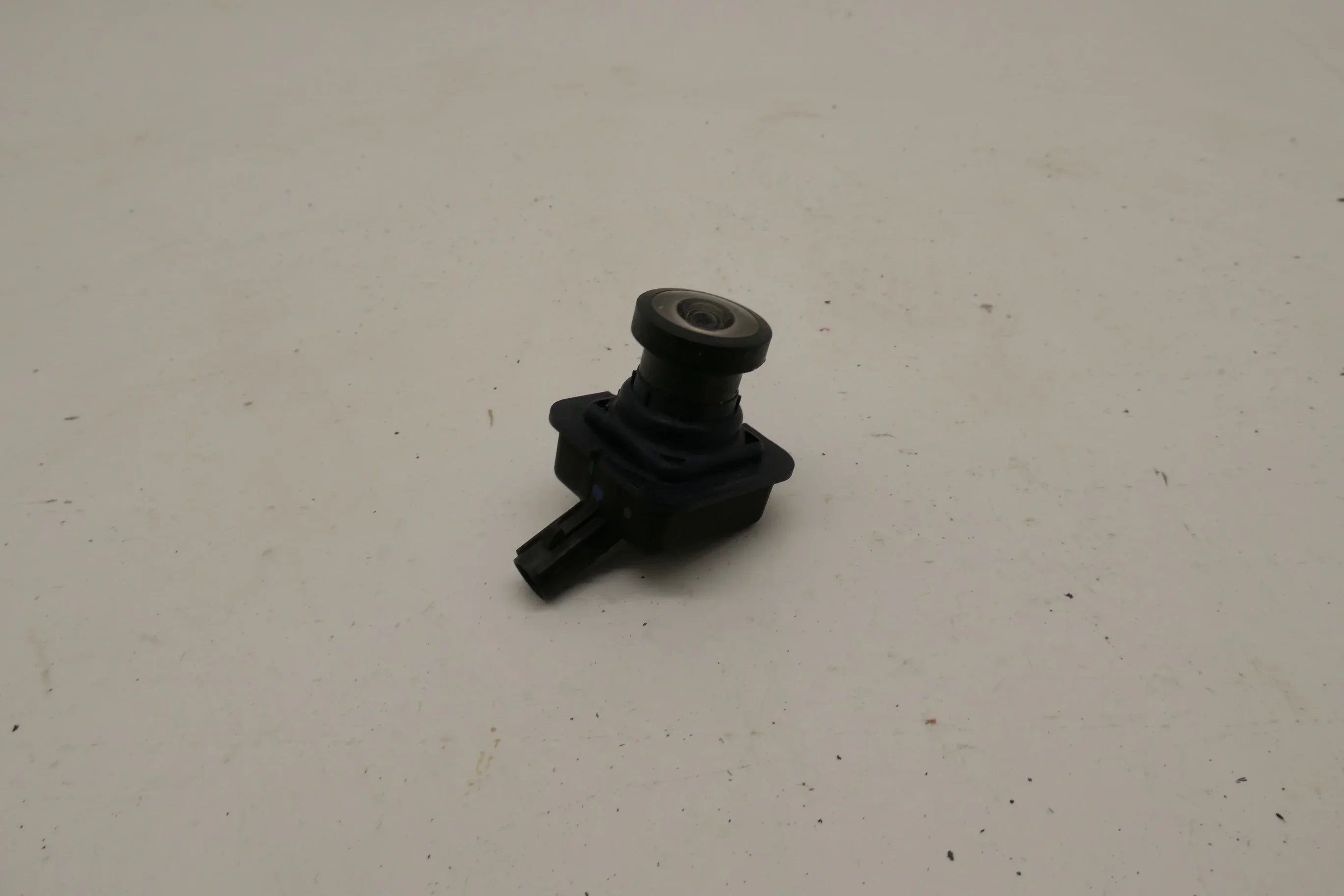 Pre-Owned 2020 Chrysler Pacifica Rear View Back-Up Camera OEM (Good)