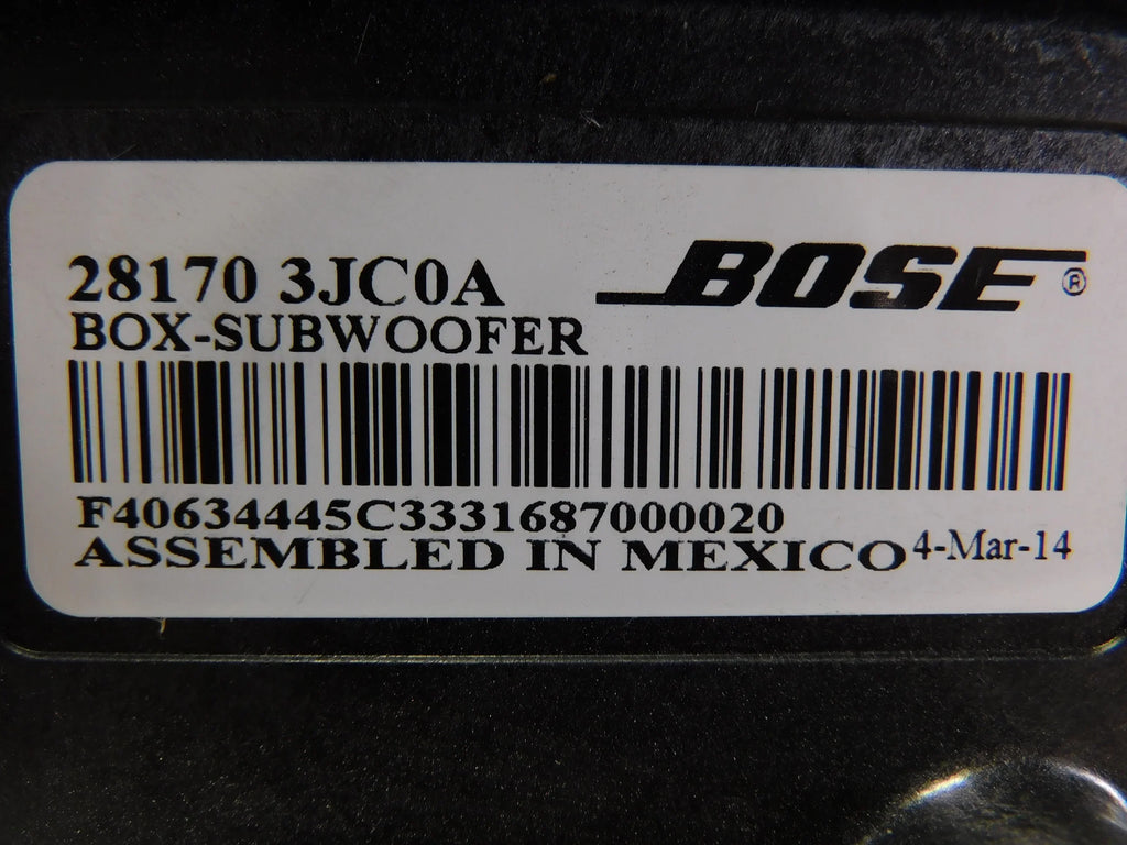 Pre-Owned 14 Infiniti QX60 Bose Pair of Two Sizeubwoofers in Box OEM LKQ (Good)