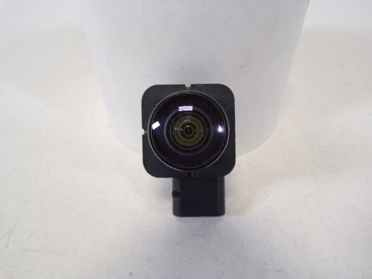 Pre-Owned 17-19 Ford Escape Rear View Backup Camera OEM LKQ (Good)