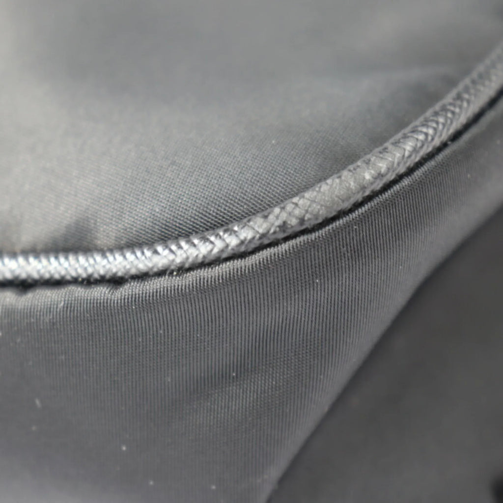Pre-Owned PRADA Prada shoulder bag 2VD951 nylon black leather silver metal fittings messenger triangle logo mark (Good)