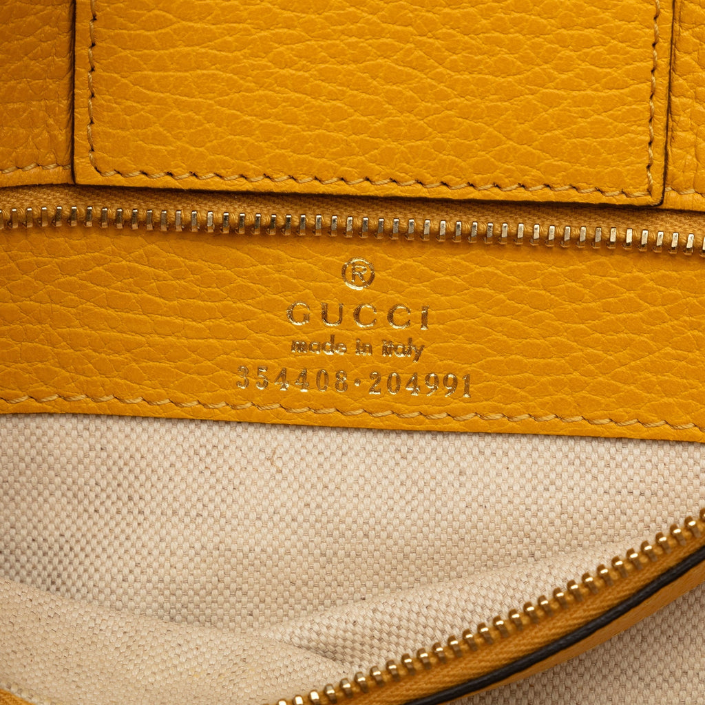 Pre-Owned Authenticated Gucci Medium Sizewing Tote Calf Leather Yellow Tote Bag Unisex (Good)