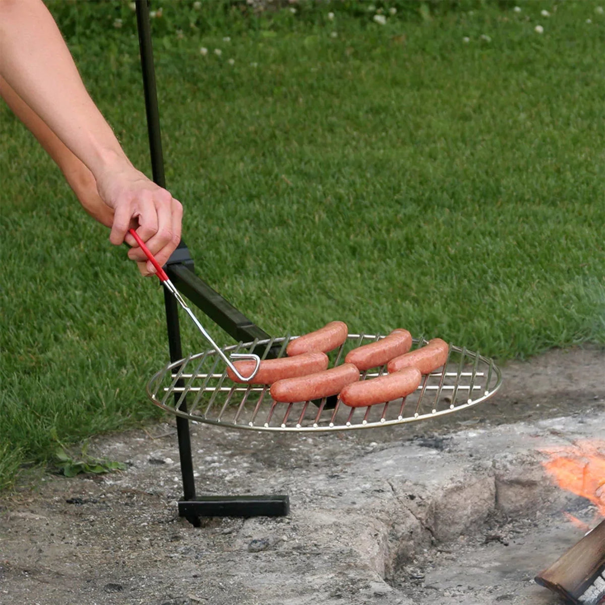 traveling bob-a-que portable camp grill