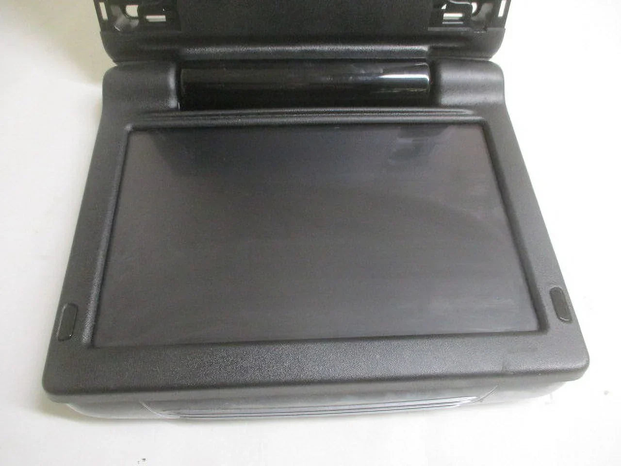 Pre-Owned Chrysler Pacifica Sizeeat Mount 10" Entertainment DVD Display Sizecreen OEM LKQ (Good)