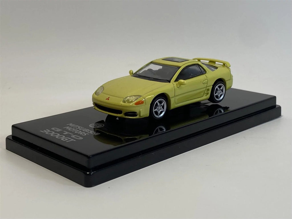 Mitsubishi 3000GT GTO Martinique Yellow Pearl RHD 1:64 Paragon 65137