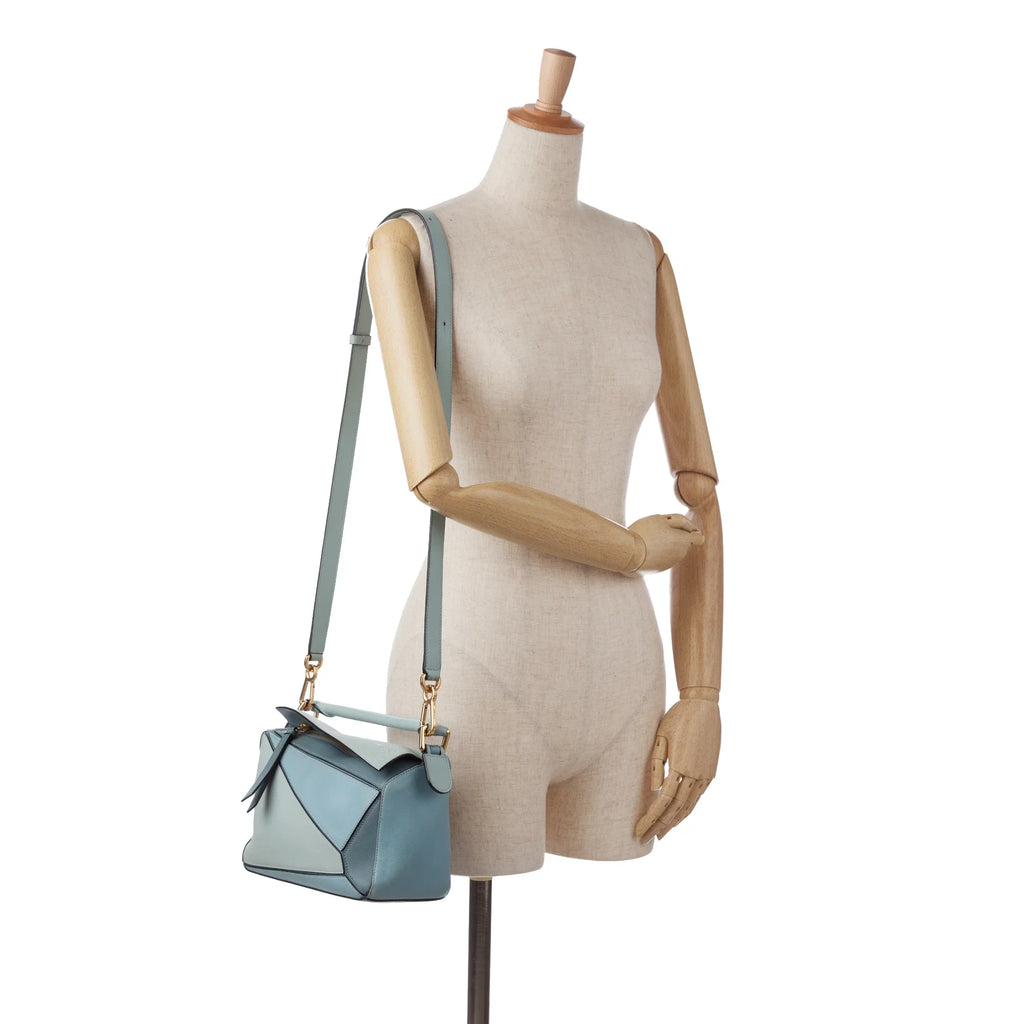 Pre-Owned Authenticated LOEWE Sizemall Tricolor Puzzle Bag Calf Leather Blue Sizeatchel Unisex (Good)