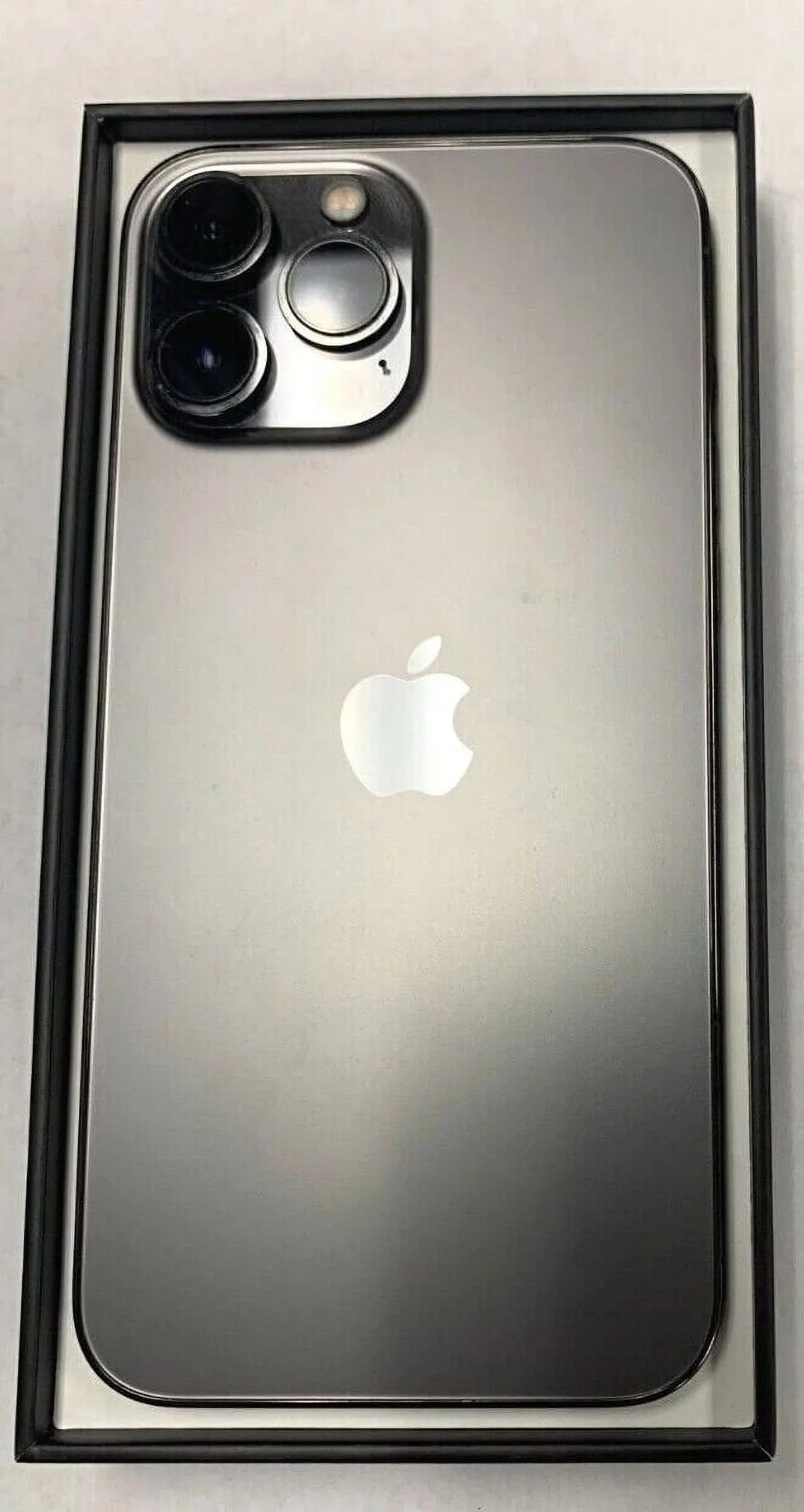 Restored Apple iPhone 13 Pro Max 5G Graphite 128GB Verizon + GSizeM Unlocked T-Mobile (Refurbished)