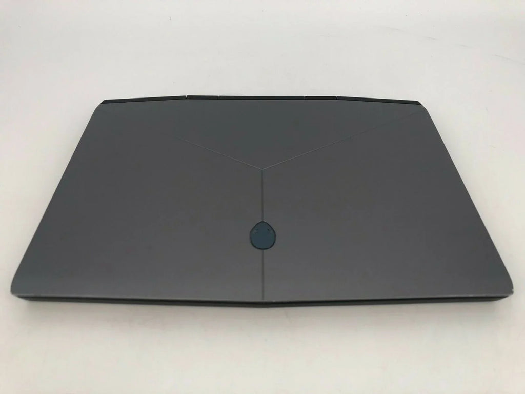 Used Alienware m15 R1 15" FHD 143Hz 2.6GHz i7-9750H 32GB 1TB SizeSizeD - RTX 2070 Max-Q 8GB