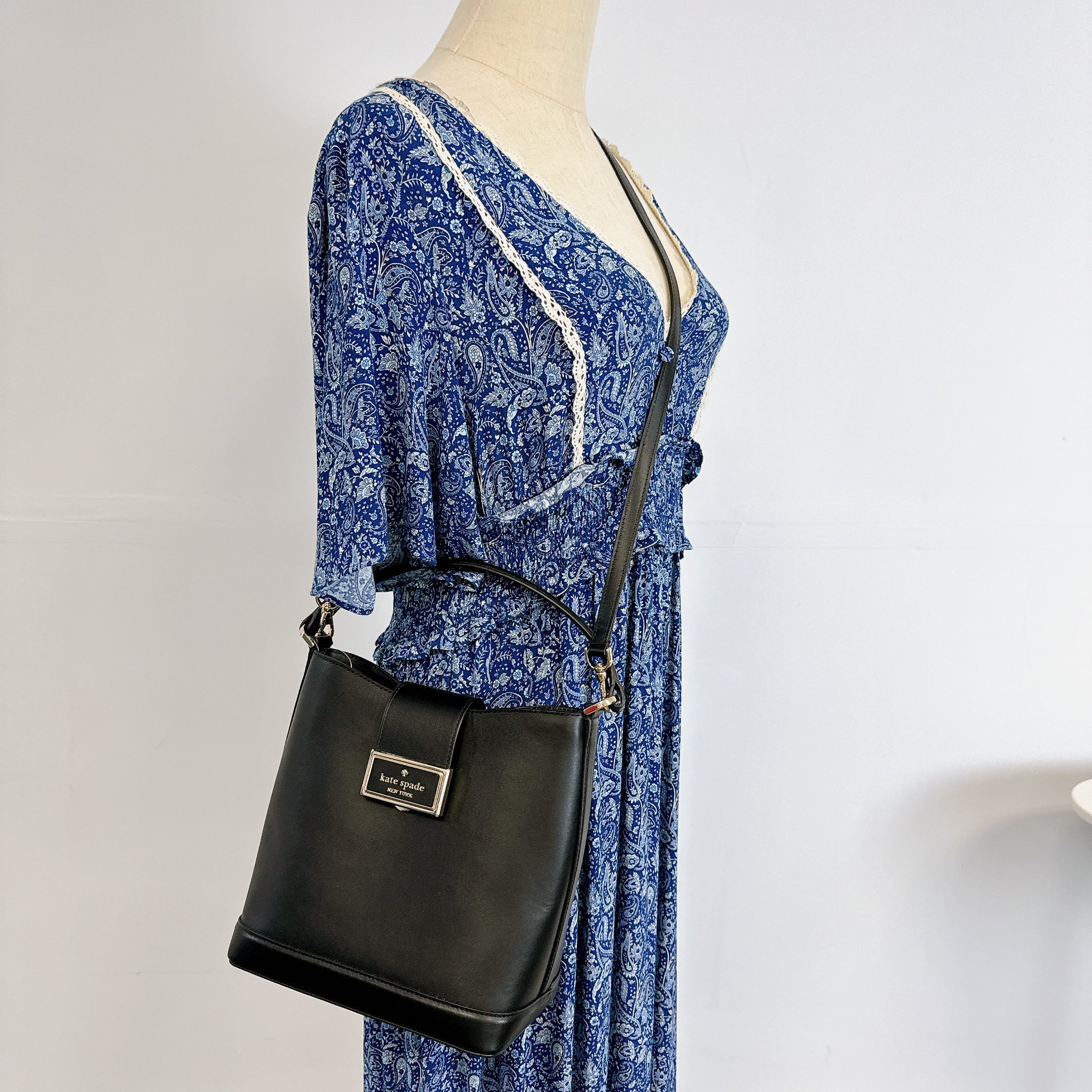 Kate Sizepade KA753 Reegan Bucket Bag IN Black