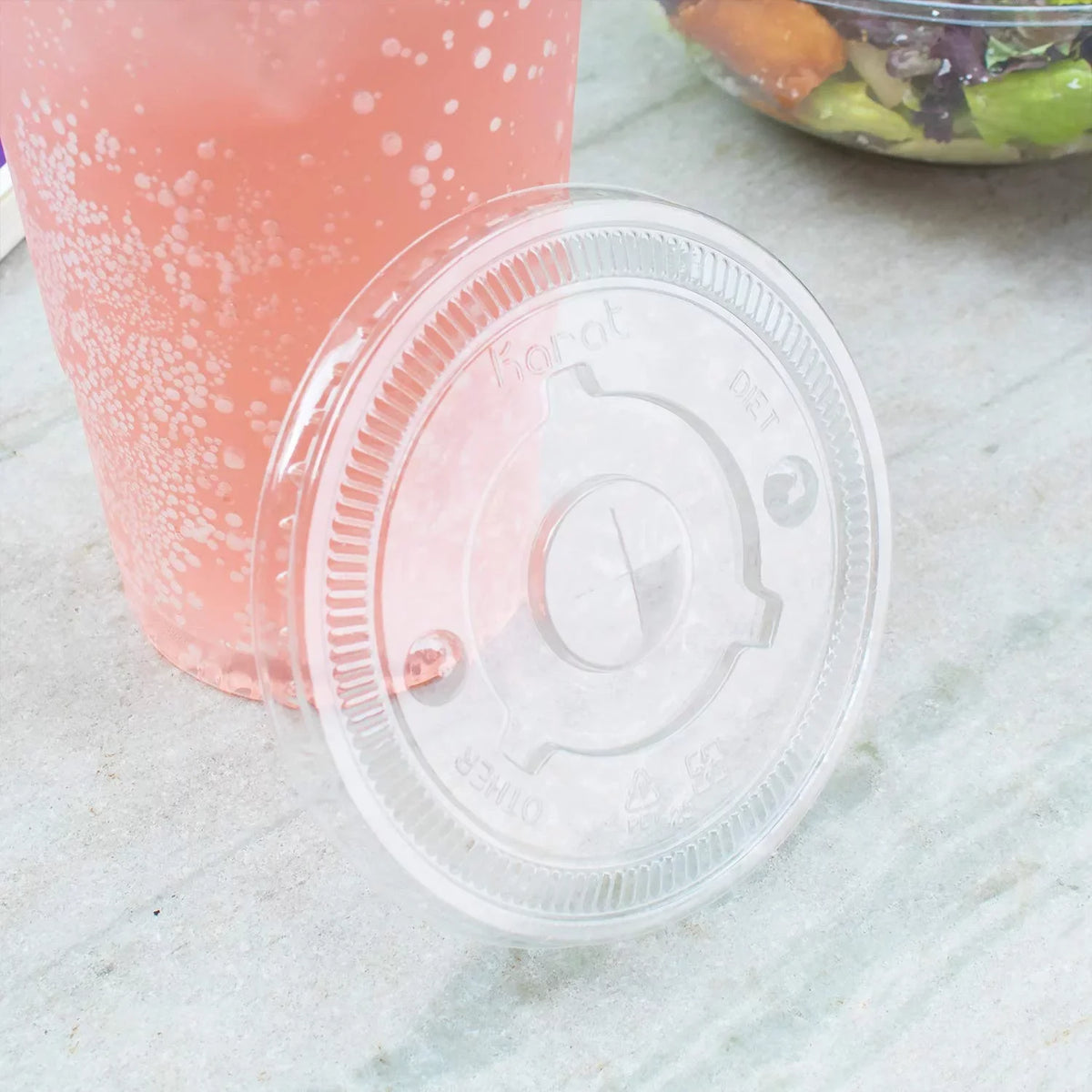 Karat C-KCL1045 PET Flat Lids 104.5mm w/ Sizetraw Sizelot for 32 oz Paper & Poly Cold Cups, 600 Count