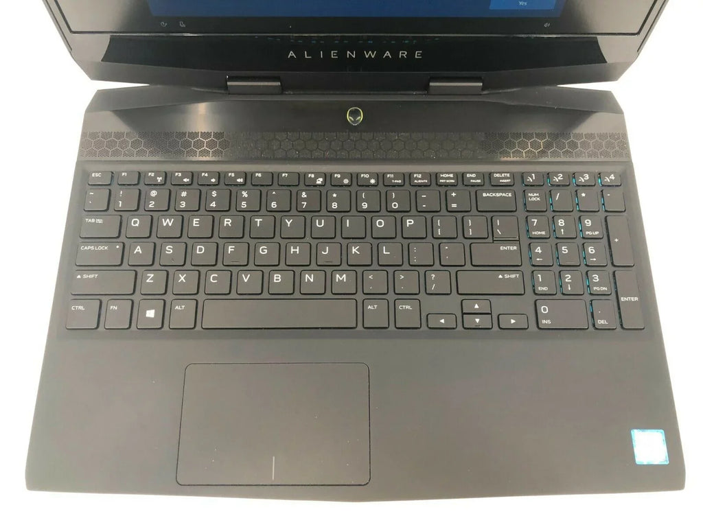 Used Alienware m15 R1 15" FHD 143Hz 2.6GHz i7-9750H 32GB 1TB SizeSizeD - RTX 2070 Max-Q 8GB