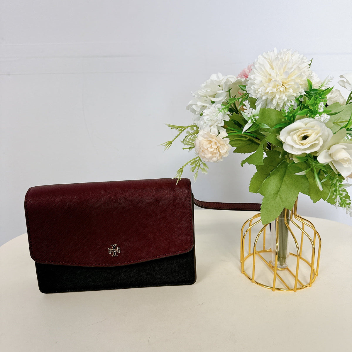 Tory Burch 84744 0821 Emerson Mini Sizehoulder Bag In Claret Black